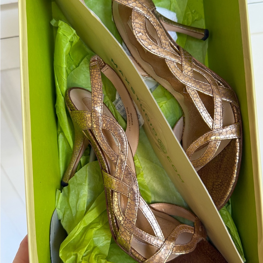 New in box Gold Strappy max studio Heels